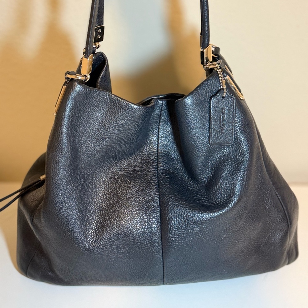 Coach Madison Black Leather Women's Shoulder Bag